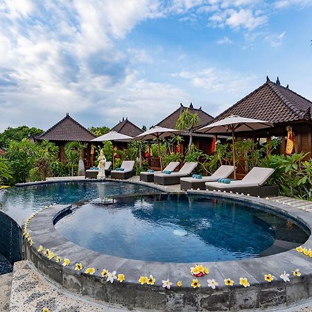 Отель Karang Mas Lembongan Экстерьер фото