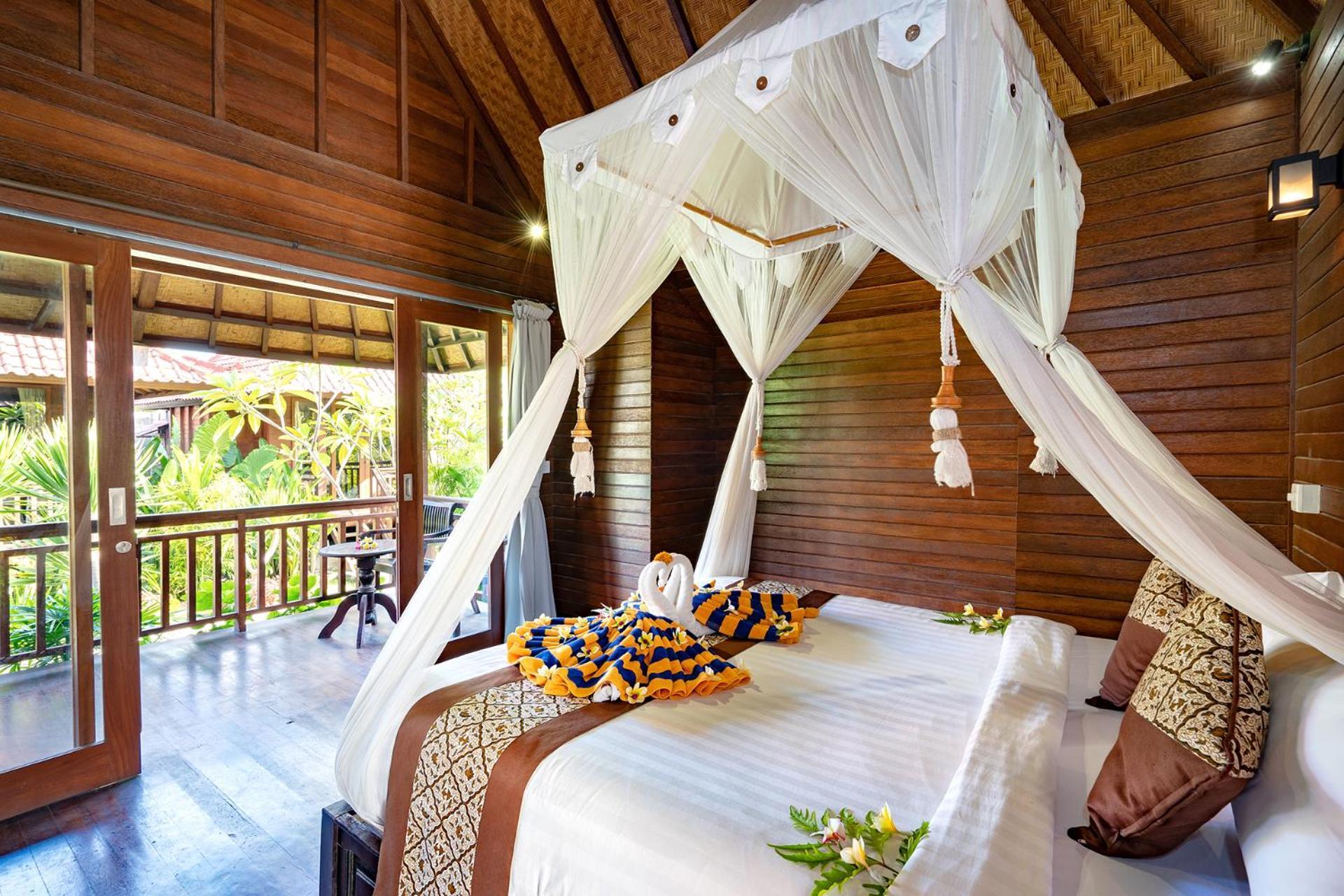 Отель Karang Mas Lembongan Экстерьер фото