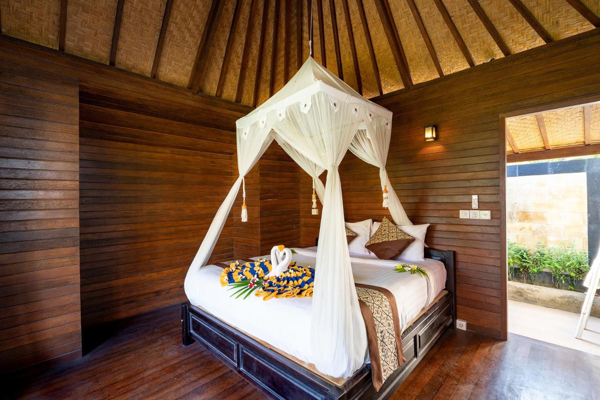 Отель Karang Mas Lembongan Экстерьер фото